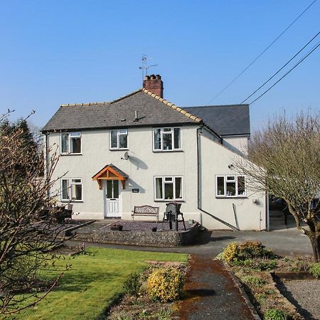 Belmont Bridge Villa Oswestry Exterior photo